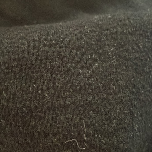 Guess sweater dress - Picture 3 of 3